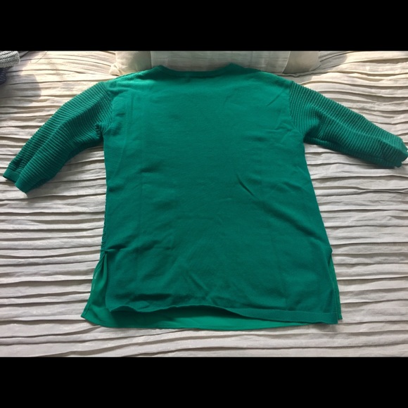 Sweater - Picture 4 of 4